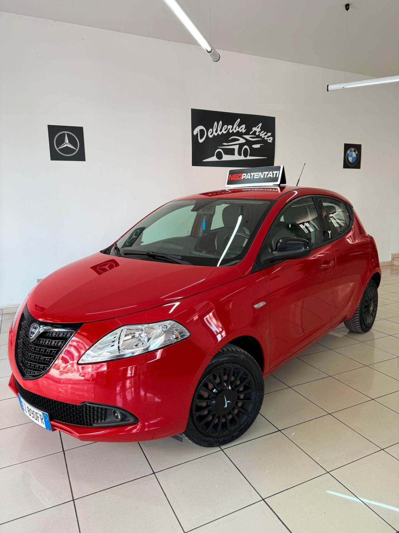 Lancia Ypsilon 1.2 69 CV 5 porte GPL Ecochic Gold