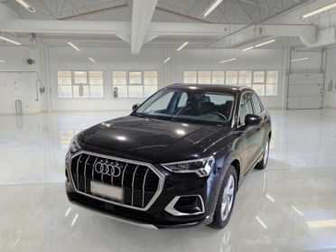 AUDI Q3 35 TDI S TRONIC BUSINESS ADVANCED SUV