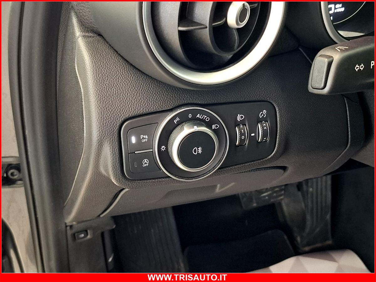ALFA ROMEO Giulia 2.2 TD AT8 Super IVATA (FARI BIXENO+NAVI)