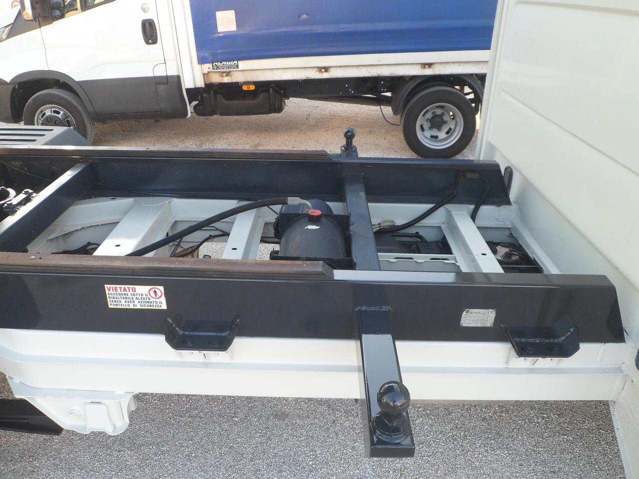 Volkswagen crafter ribaltabile trilaterale