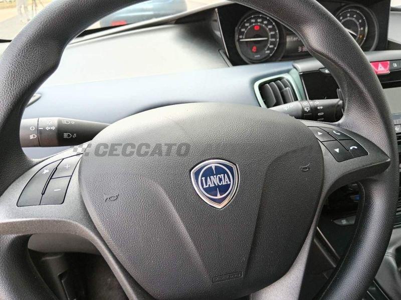 Lancia Ypsilon Ypsilon 1.0 firefly hybrid Oro s&s 70cv