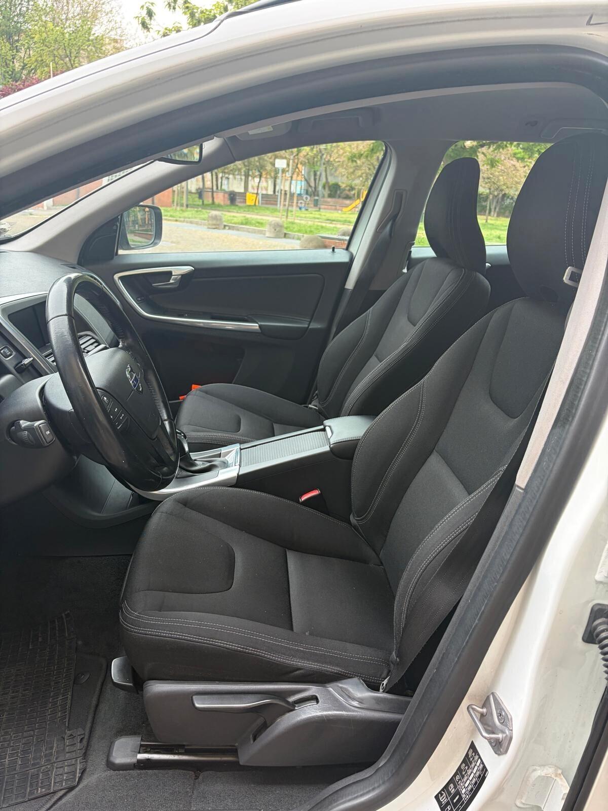 Volvo XC60 D3 Geartronic MOTORE CON 40.000 KM