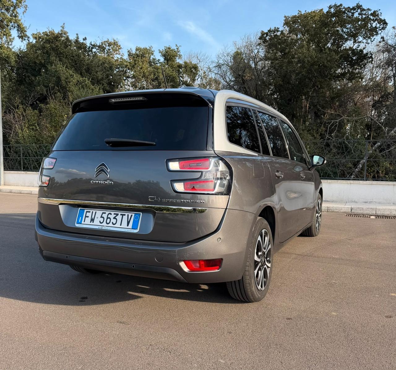 Citroen Grand C4 7 POSTI SpaceTourer BlueHDi 130 S&S EAT8 Shine