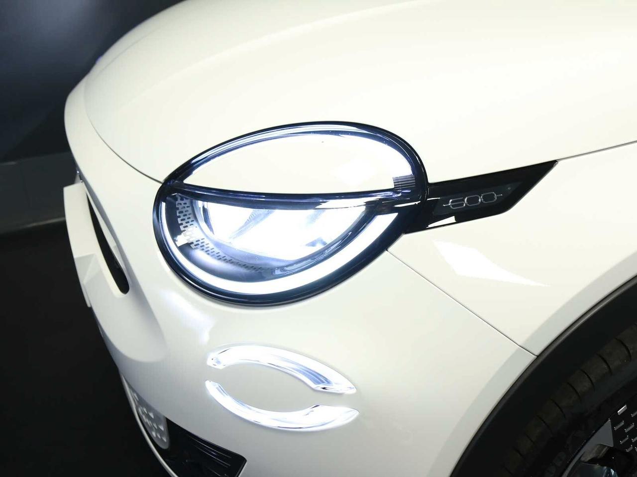 Fiat 600 1.2 110CV Hybrid MHEV DCT La Prima