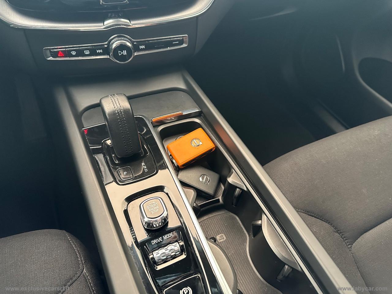 VOLVO XC60 B4