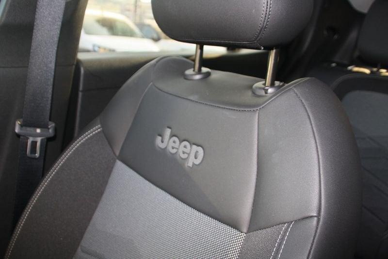 Jeep Avenger e-Hybrid 1.2 MHEV e-Hybrid Turbo Summit