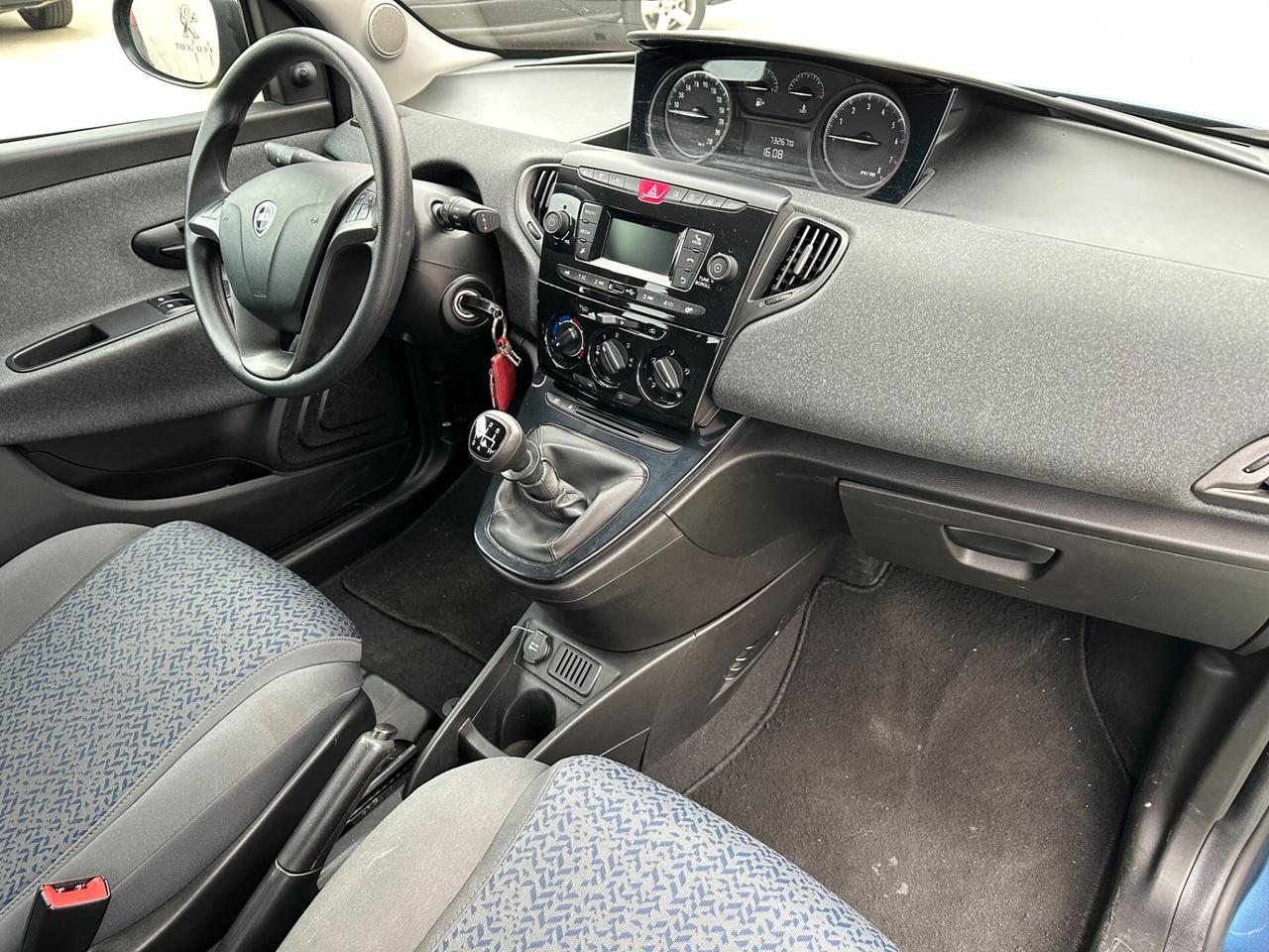 Lancia Ypsilon 1.2*Gpl*69CV*BLUETOOTH*USB*