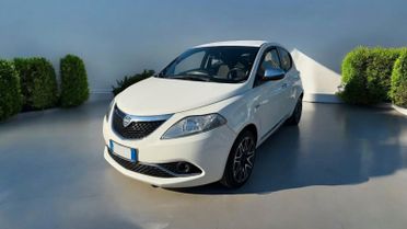 Lancia Ypsilon 1.0 69 CV 5 porte FIREFLY