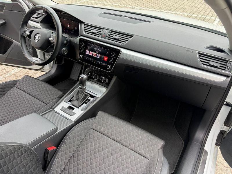 Škoda Superb Wagon 2.0 tdi evo Style 150cv dsg DANNEGGIATA