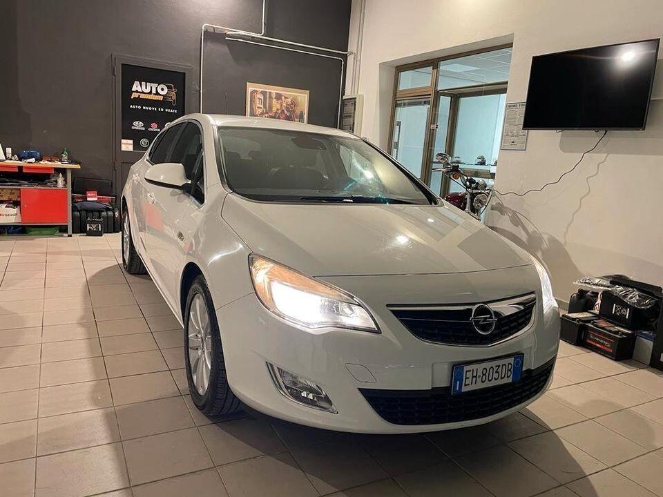 Opel Astra 1.7 CDTI 110CV 5 porte Cosmo