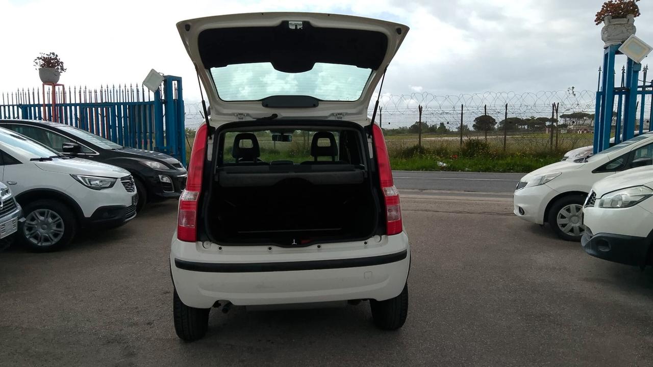 Fiat Panda 1.4 Natural Power neo patentati