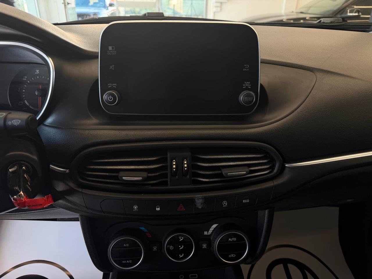 Fiat Tipo 1.6 Mjt DCT 5p. Lounge automatica
