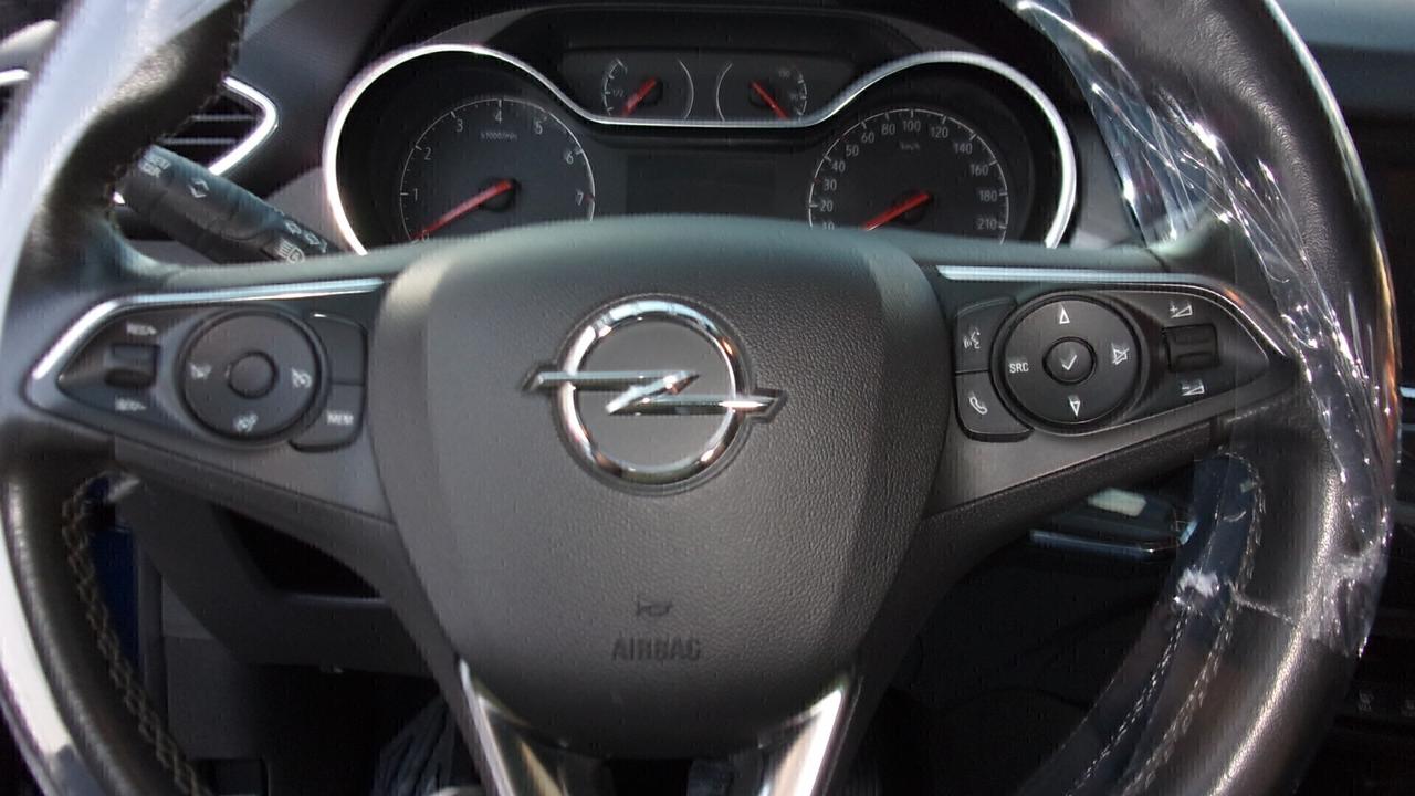 Opel Crossland 1.5 ECOTEC D 110 CV Start&Stop Design & Tech