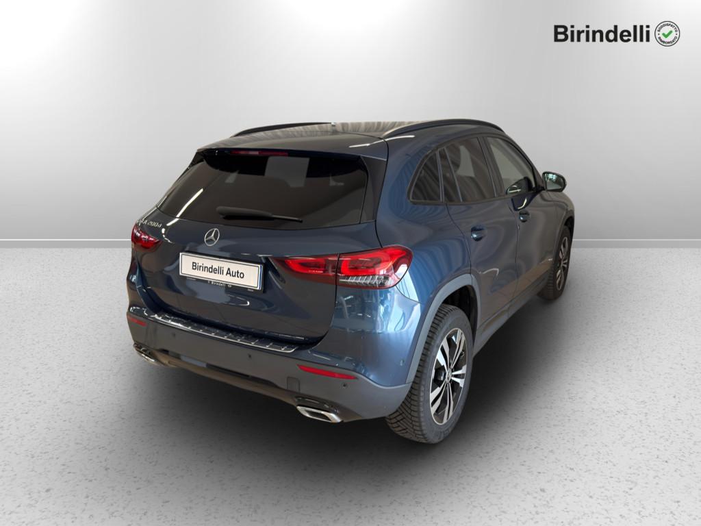 Mercedes-Benz GLA (H247) - GLA 200 d Automatic Sport Plus