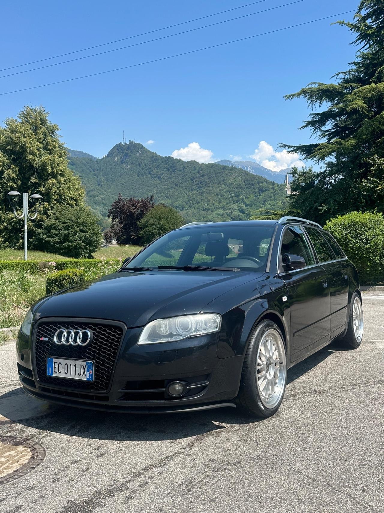Audi A4 Avant S-LINE