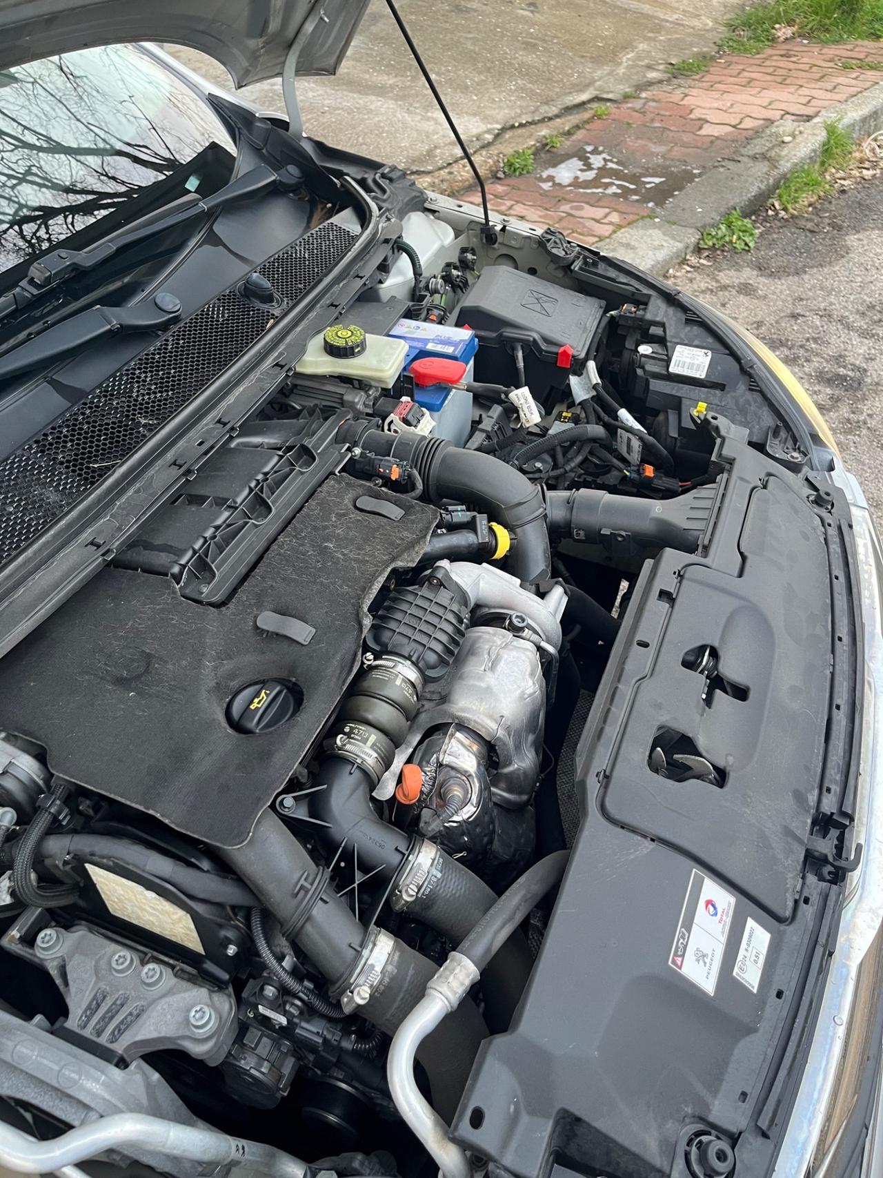 Peugeot 308 1.6 HDi 92 CV Business