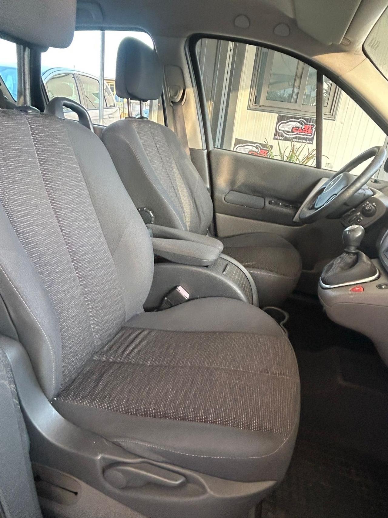 Renault Scenic Scénic 1.5 dCi/105CV Serie Speciale PlayStation Portable