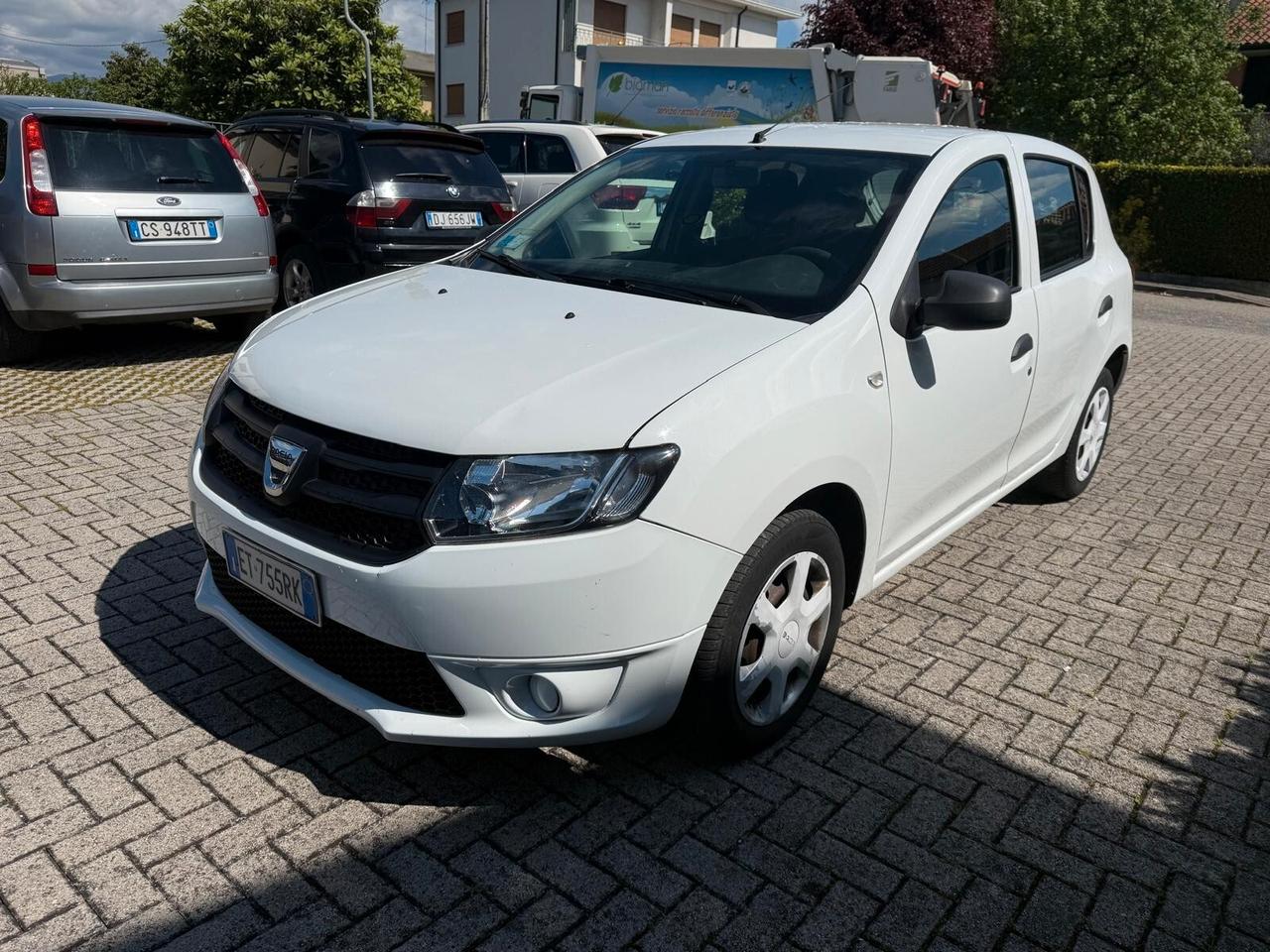 Dacia Sandero 1.2 GPL 75CV