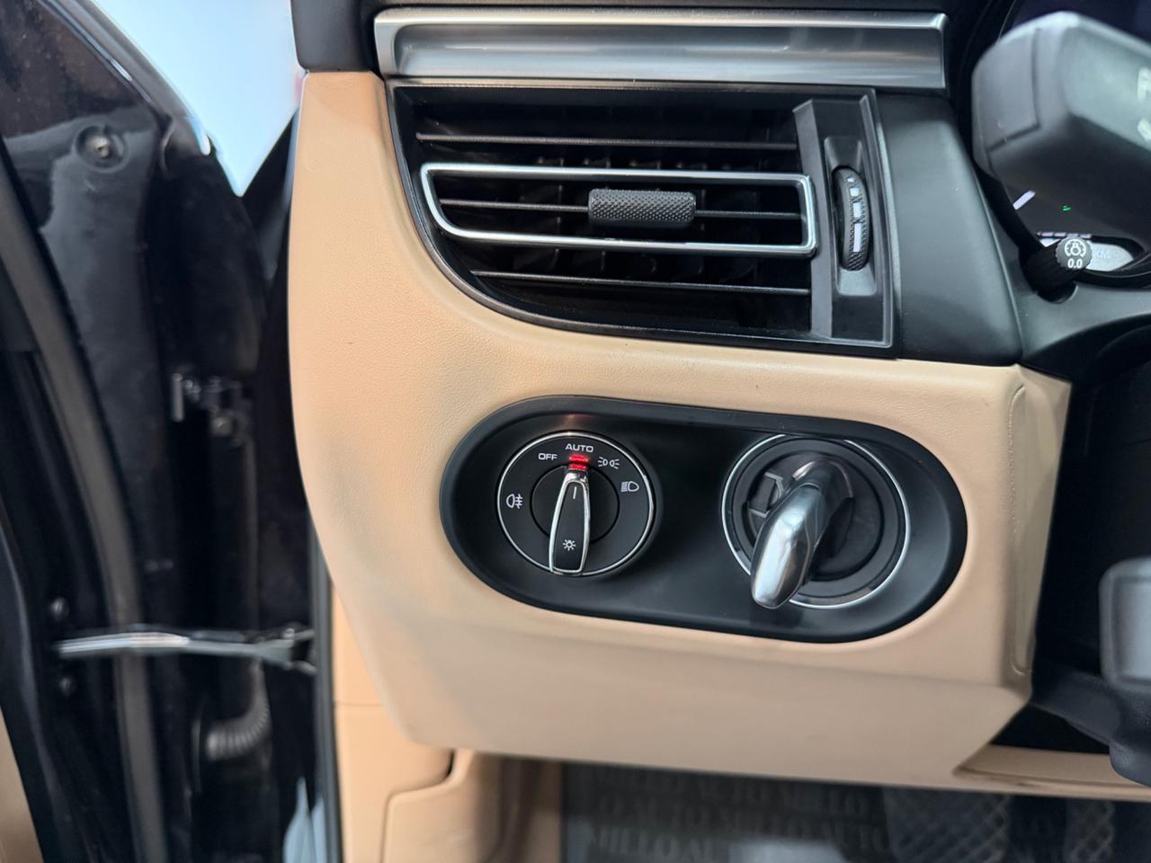 Porsche Macan T 2.0cc 265cv 2023