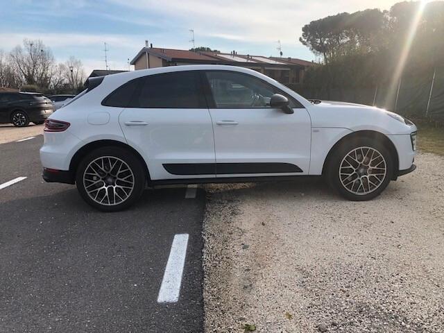Porsche Macan 2.0