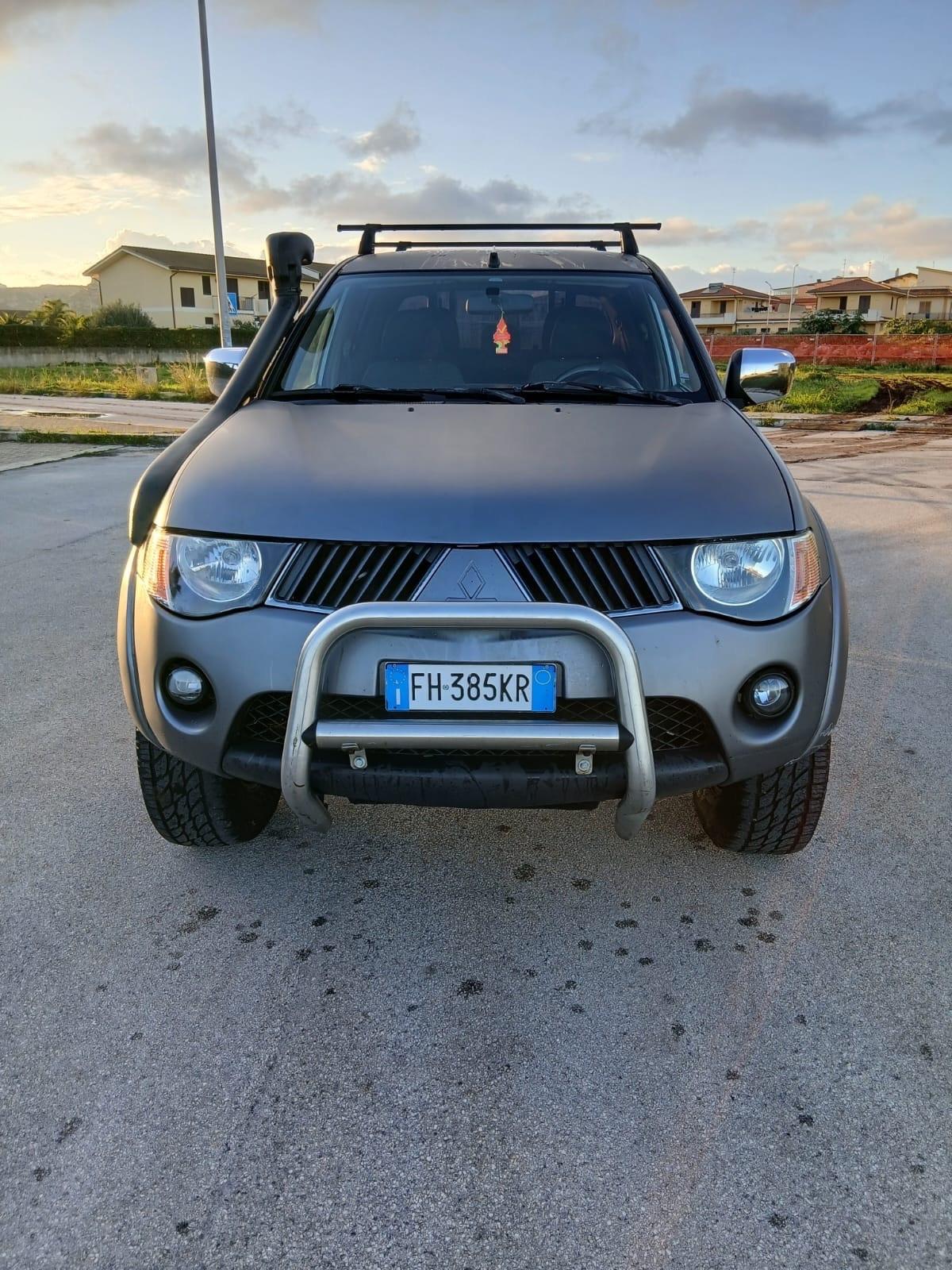 Mitsubishi L200 2.5 DI-D/136CV Double Cab Invite