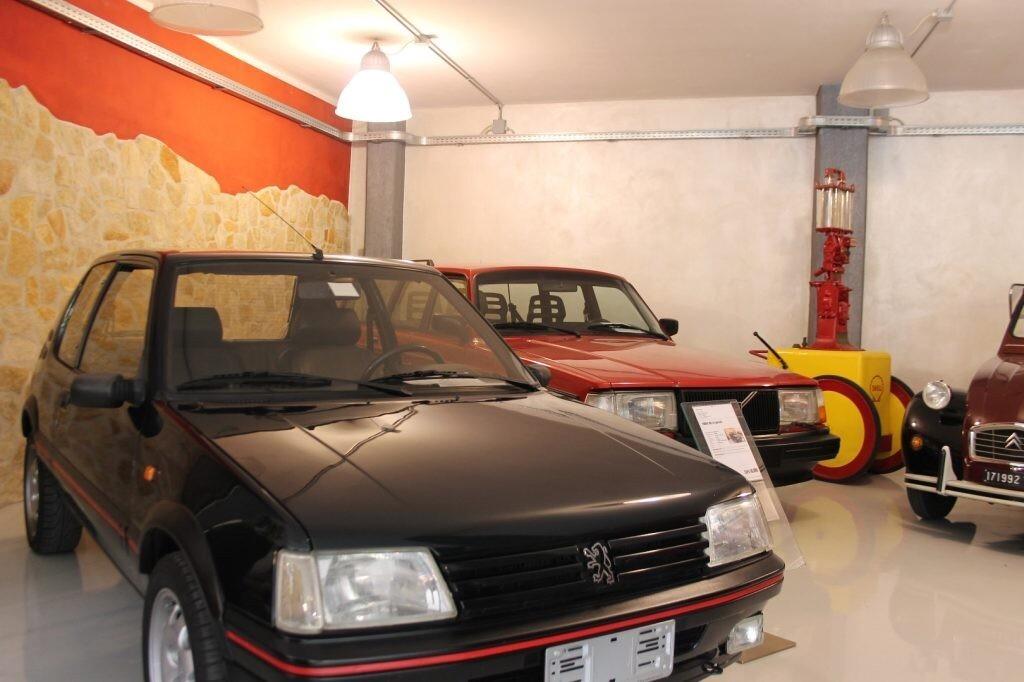 PEUGEOT 205 1.9 3 porte GTI