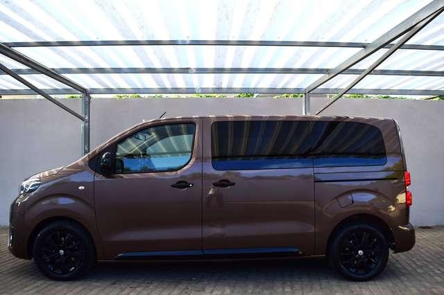 Toyota Proace Verso 2.0D 177 cv L2 Automatica Black Edition - "Autocarro N1"