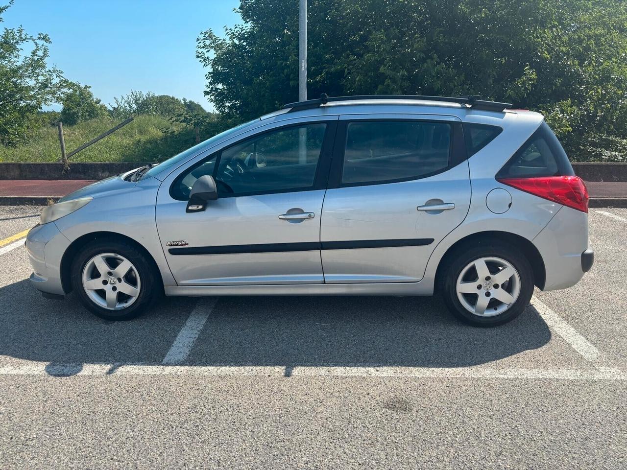 Peugeot 207 1.4 VTi 95CV SW XS Ciel