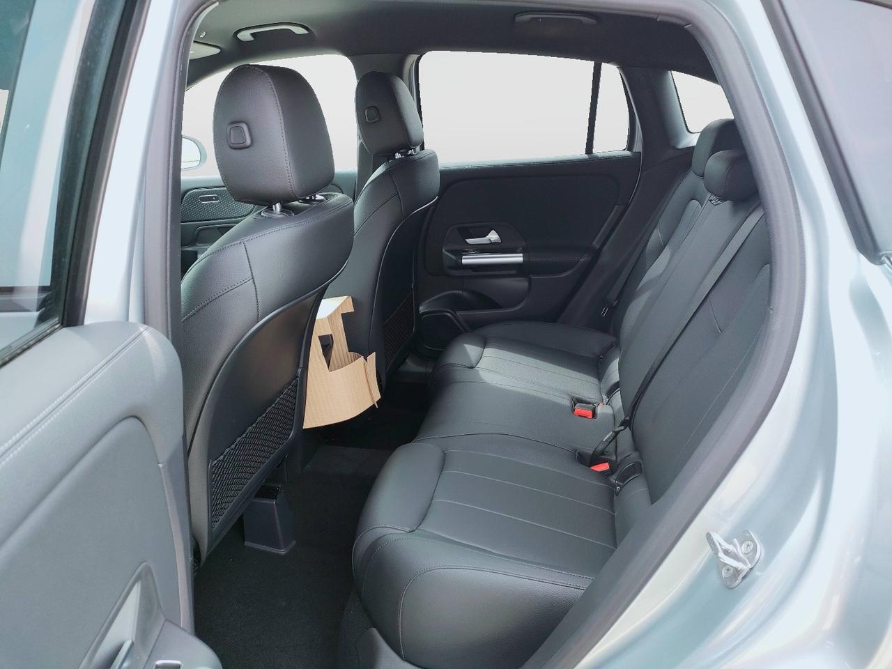 Mercedes-Benz GLA 200 d automatic