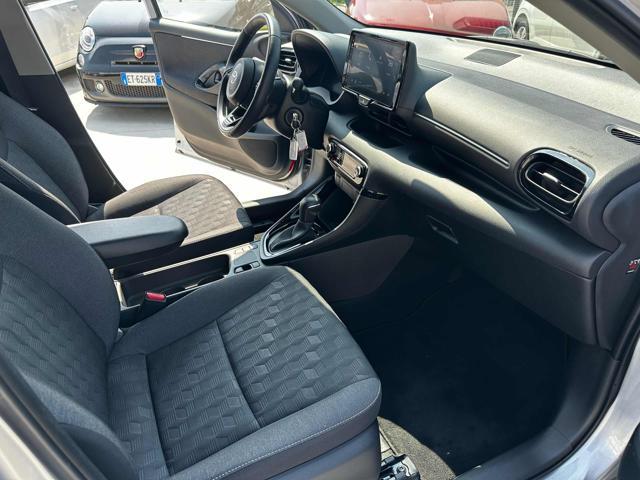 TOYOTA Yaris 1.5 Hybrid 5 porte Trend PARI AL NUOVO