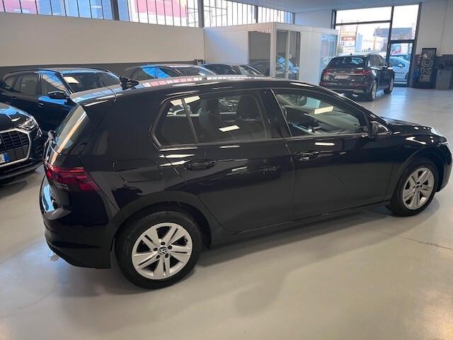 Volkswagen Golf 1.0 eTSI EVO DSG Life HYBRID