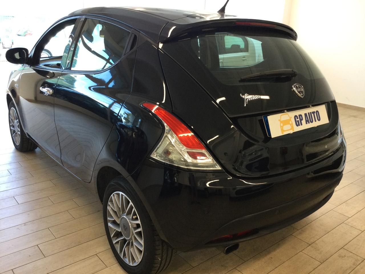 Lancia Ypsilon 0.9 85 CV DFN *CAMBIO AUTOMATICO