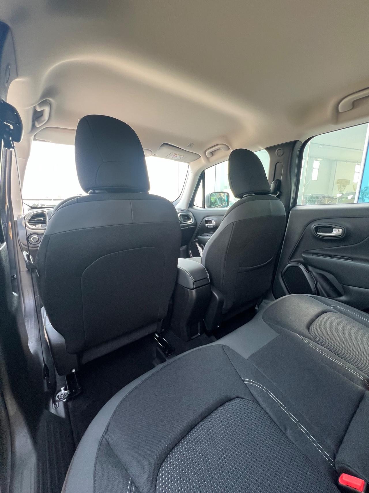 Jeep Renegade 1.5 MHEV Altitude - possibilità noleggio no scoring