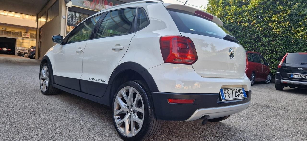 Volkswagen Polo Cross 1.4 TDI 90 CV 5p. Business N