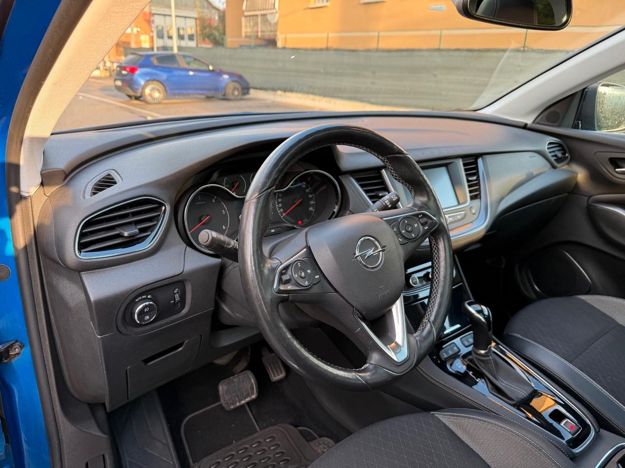 Opel Grandland X 1.6 - TETTO PANORAMICO - 12 MESI DI GARANZIA -