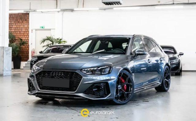 AUDI RS 4 Avant