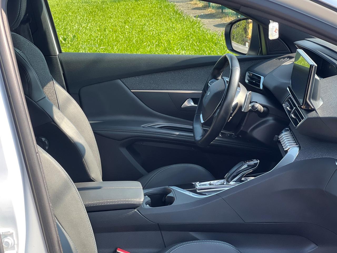 Peugeot 3008 BlueHDi 130 S&S EAT8 GT