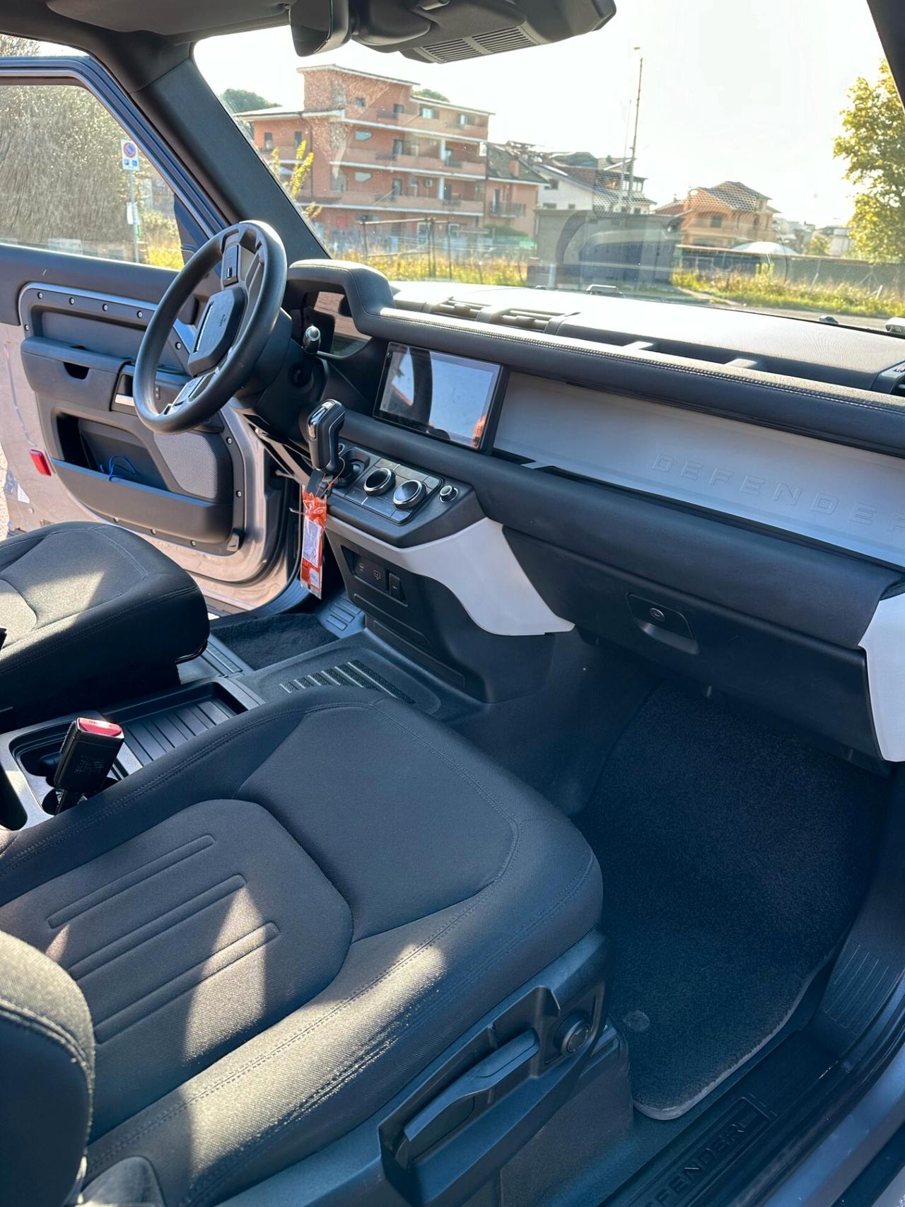 Land Rover Defender 90 3.0D I6 200 CV AWD Auto SE