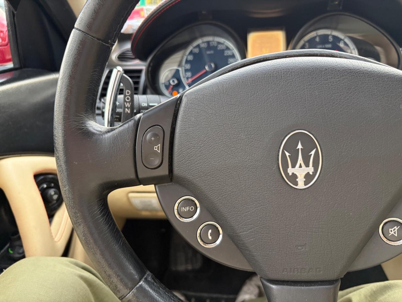 Maserati Quattroporte 4.2 V8