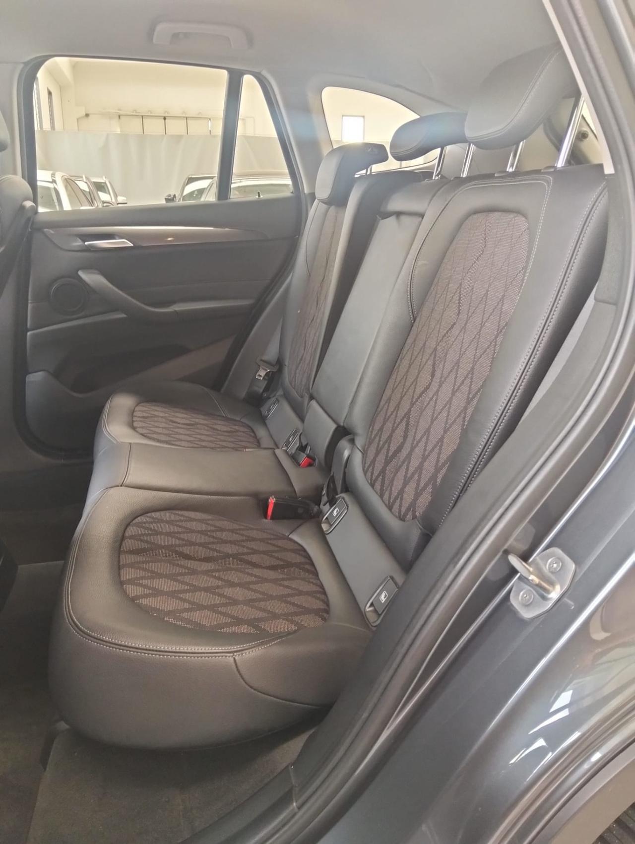 Bmw X1 sDrive18d xLine