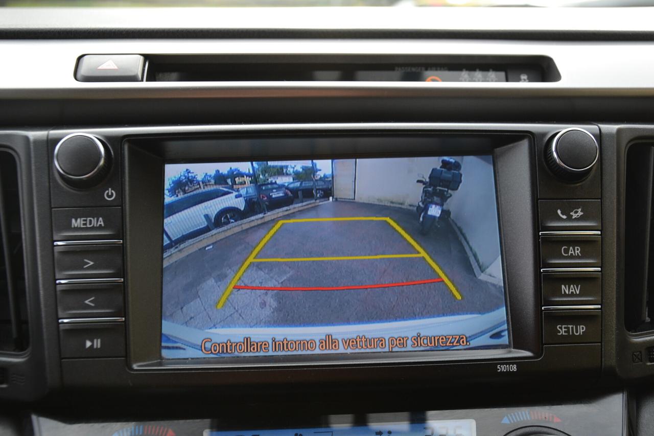 Toyota RAV 4 2.0 D-4D 143CV **NAVI+CRUISE+RCAM+PDC+LED+EURO6B*