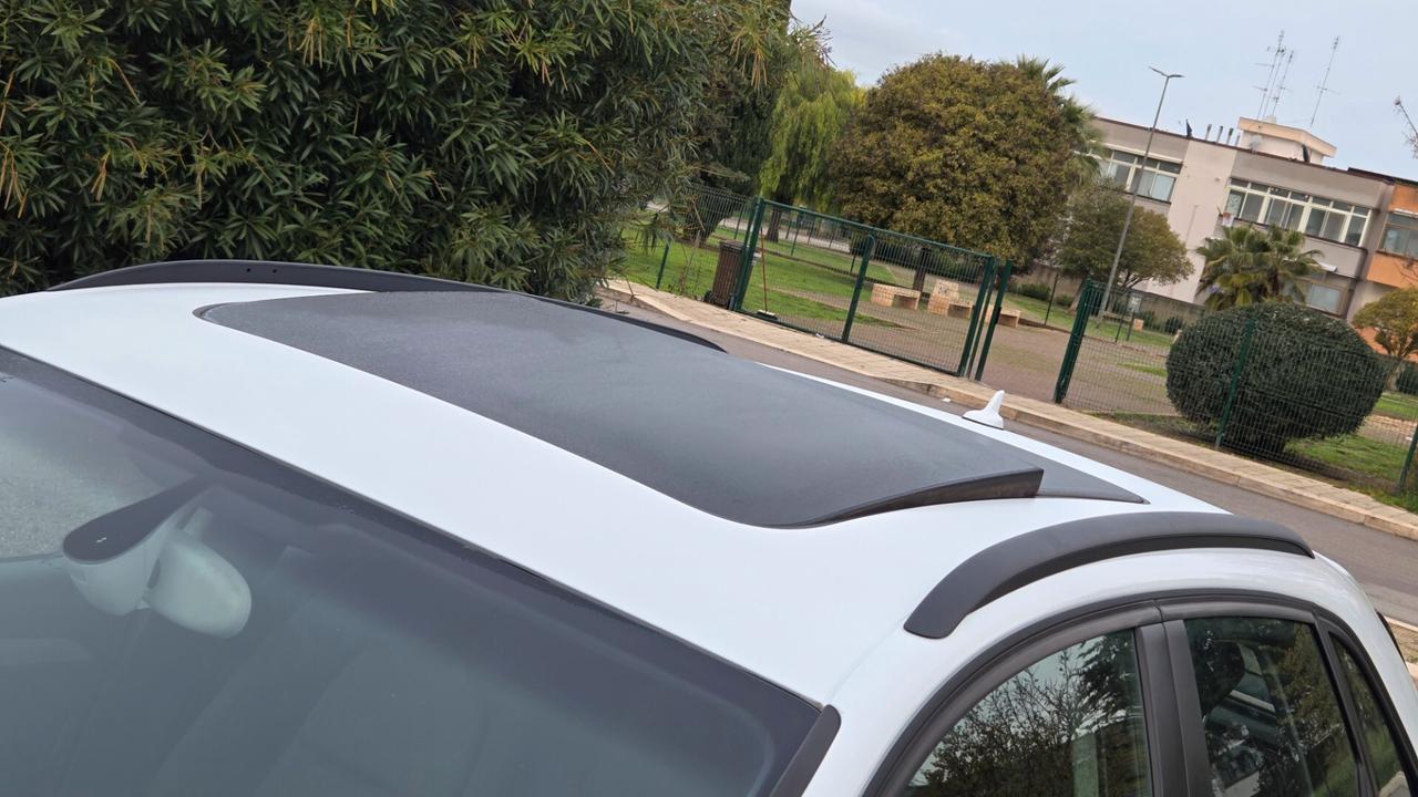 Audi Q3 2.0 TDI quattro S tronic TETTO