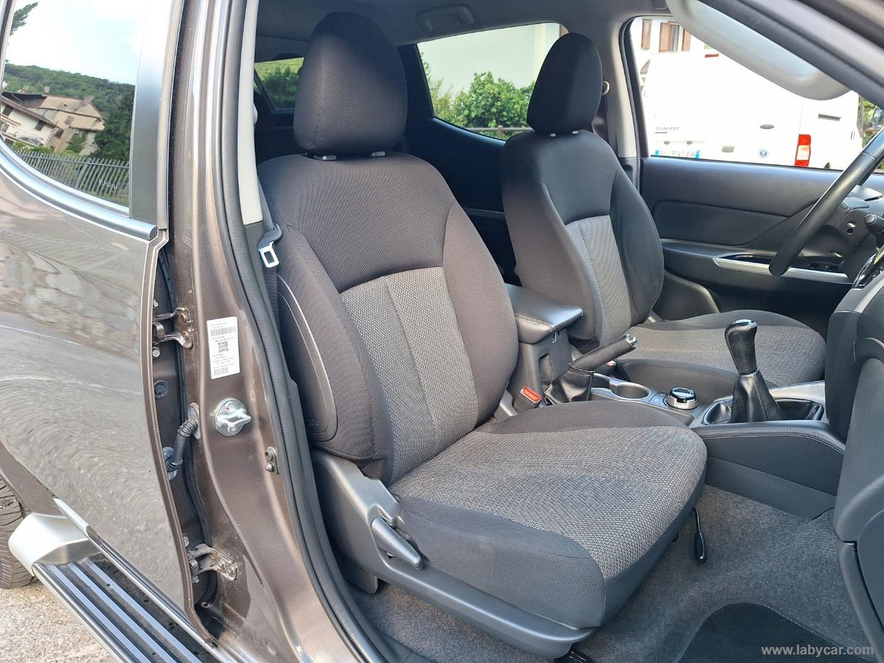 MITSUBISHI L200 2.3 D DoubleCab 4x4 Intense HARD TOP BLOCC