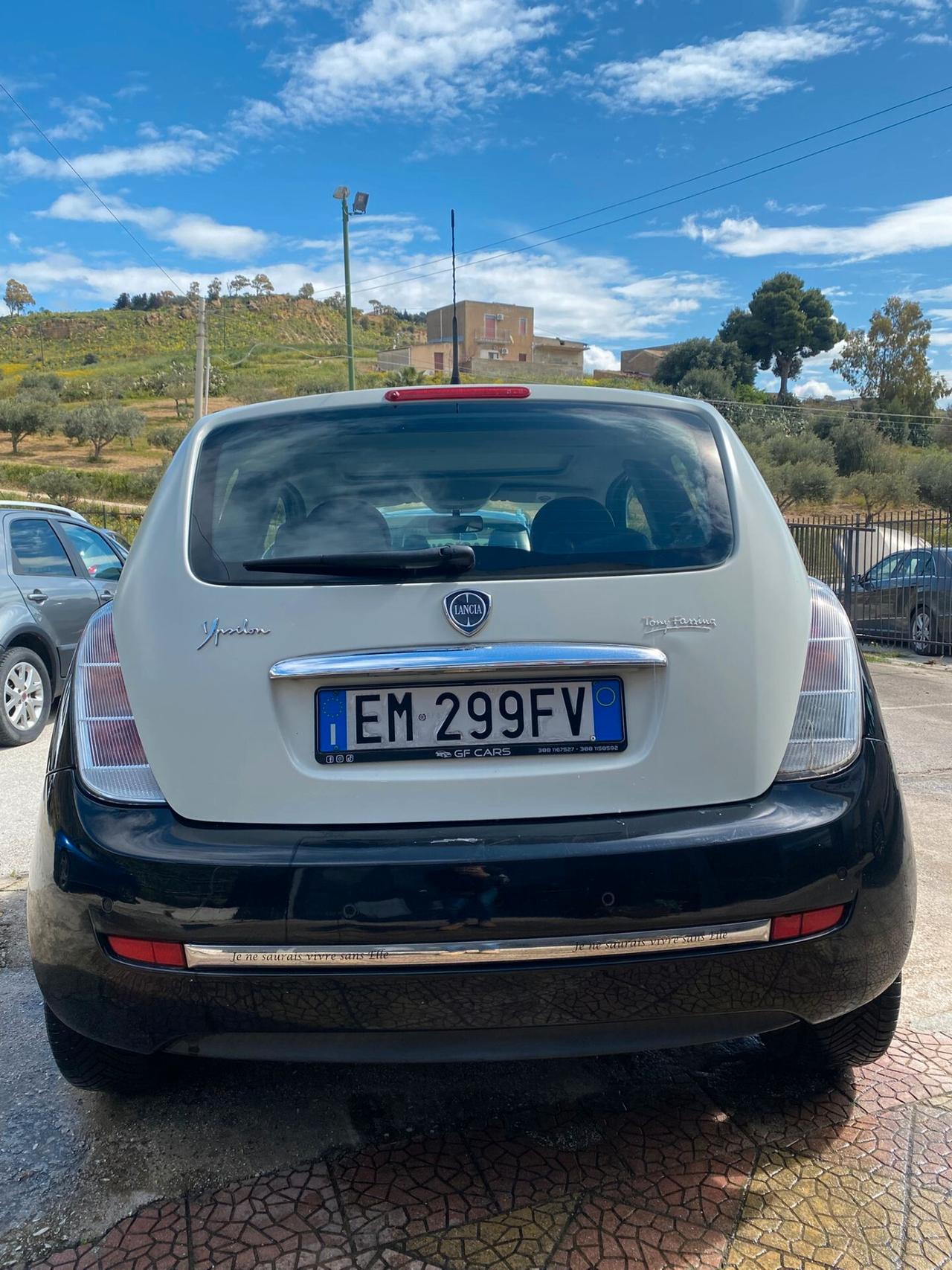 Lancia Ypsilon 1.2 69 CV 5 porte S&S Platinum