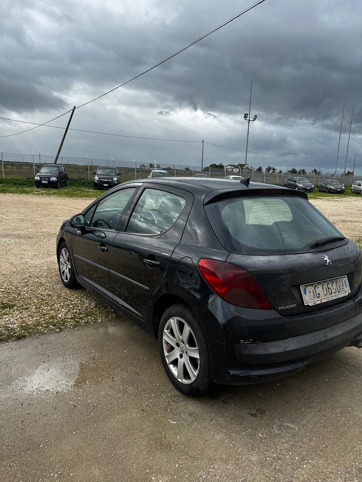 Peugeot 207 1.6 HDi 90CV 5p. XS