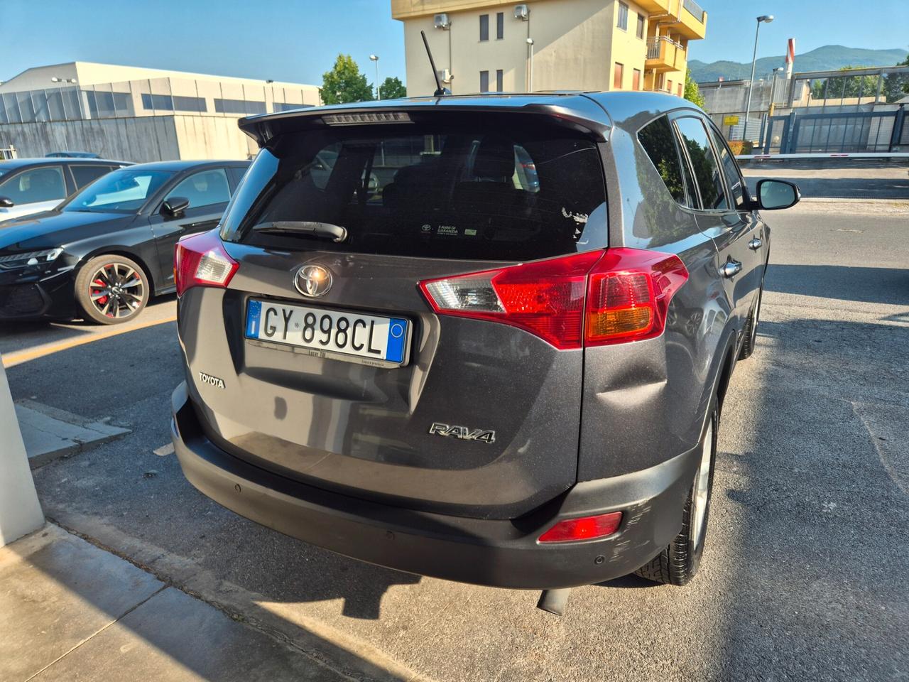 Toyota RAV 4 RAV4 2.0 D-4D 2WD STYLE