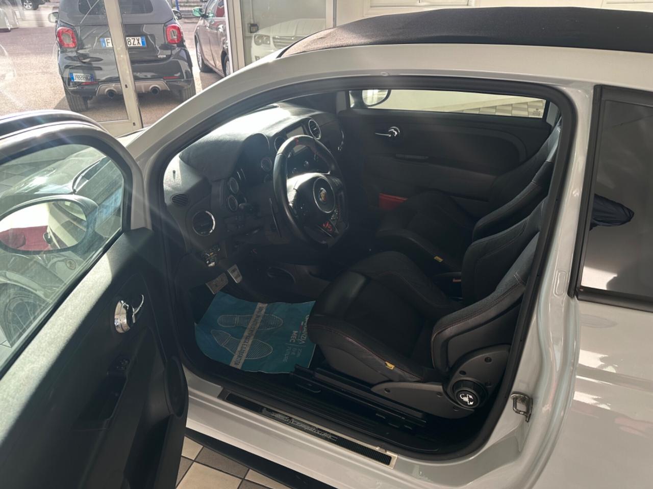 Abarth 595 1.4 Turbo 300 Cavalli