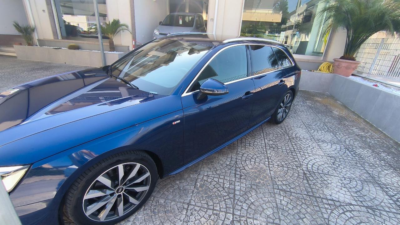 Audi A4 Avant 40 TDI S tronic S line edition