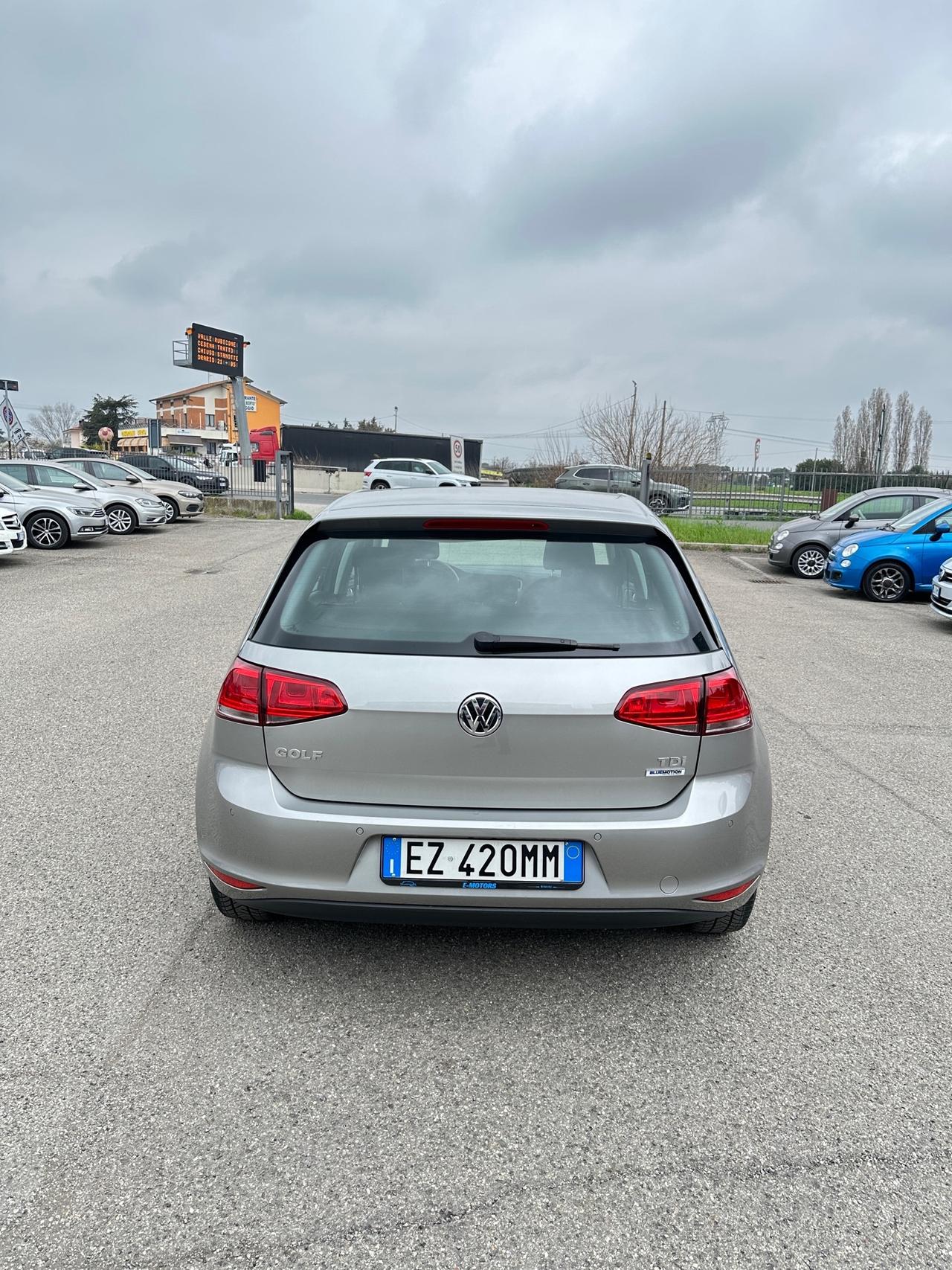 Volkswagen Golf Business 1.6 TDI BlueMotion Technology 35.000KM - 2015