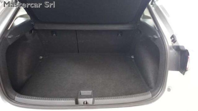 VOLKSWAGEN Taigo NEOPATENTATI Taigo 1.0 tsi Life 95cv TG : GP775BF